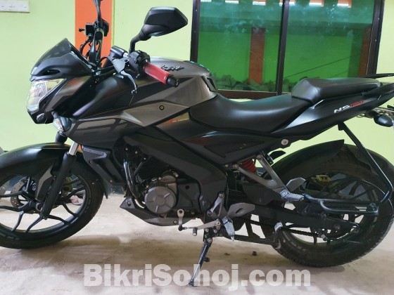 Bajaj pulsar ns 160 abs